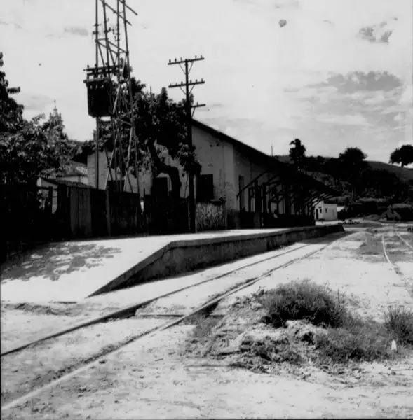 Foto 29: Estação férrea na vila de Abaíba (MG)