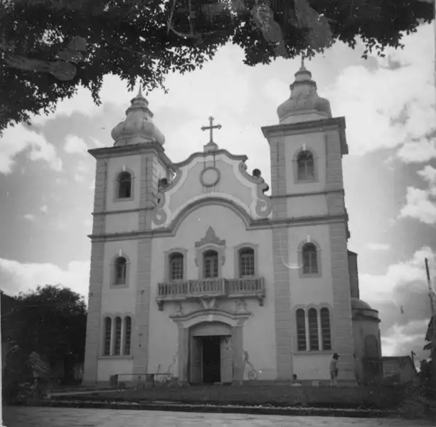 Foto 1: Igreja : Município de Montes Claros
