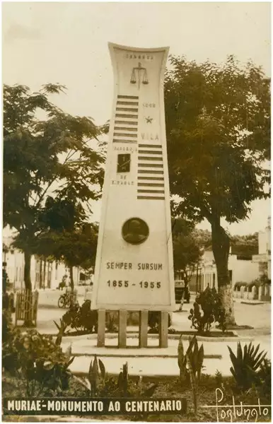 Foto 10: Monumento ao Centenário : Muriaé, MG
