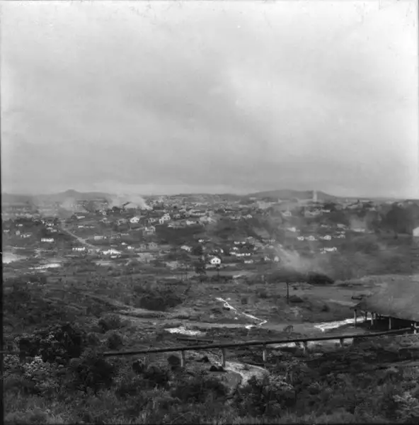 Foto 10: Vista parcial da cidade Nova Lima, tirada da Usina Orion (MG)