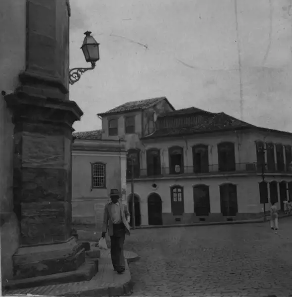 Foto 46: Praça em Ouro Preto : Minas Gerais