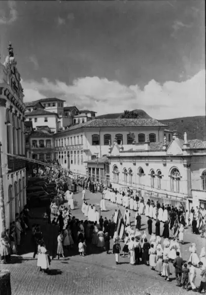Foto 50: Procissão de Páscoa : Município de Ouro Preto