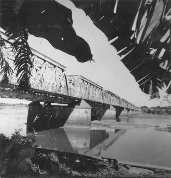 Foto 7: Ponte Pirapora, sobre o rio São Francisco : município de Pirapora