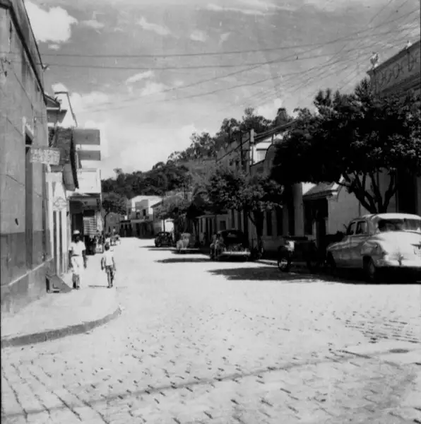 Foto 2: Rua Teixeira da Silva na cidade de Recreio (MG)
