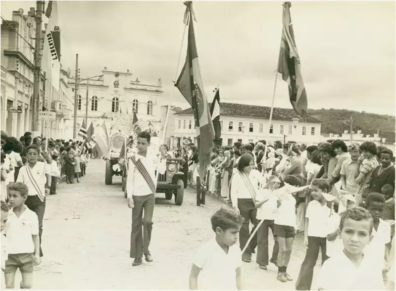 Foto 31: Desfile de 7 de Setembro : Prefeitura Municipal : Rio Novo, MG