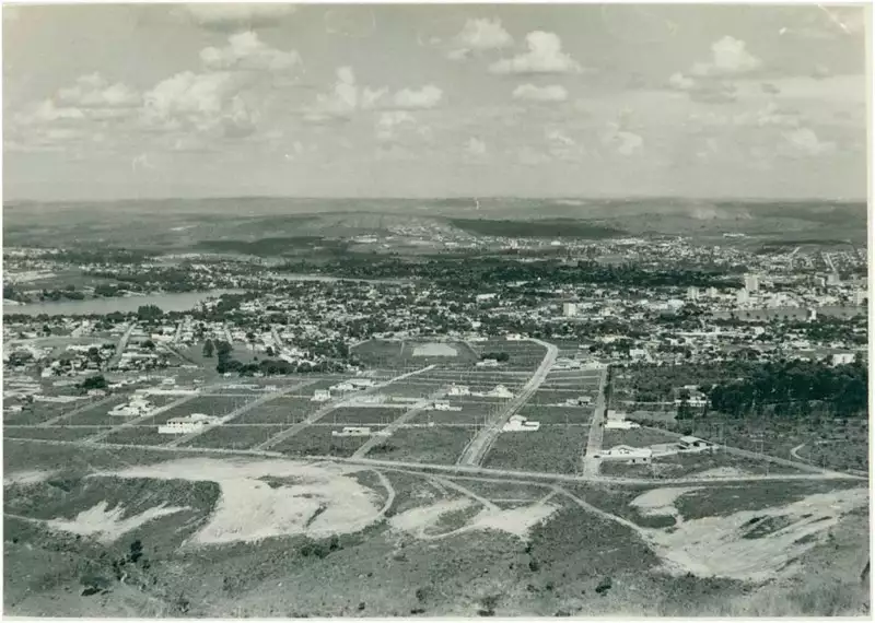 Foto 43: Serra de Santa Helena : vista [panorâmica] da cidade : Sete Lagoas, MG