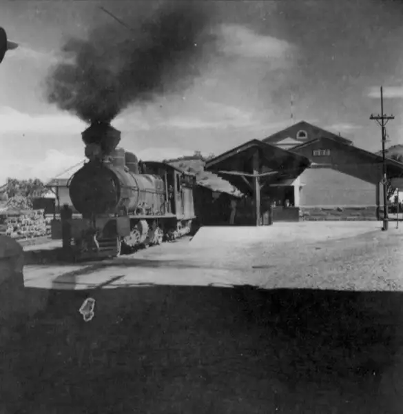 Foto 16: Estação da estrada de Ferro de Ubá (MG)