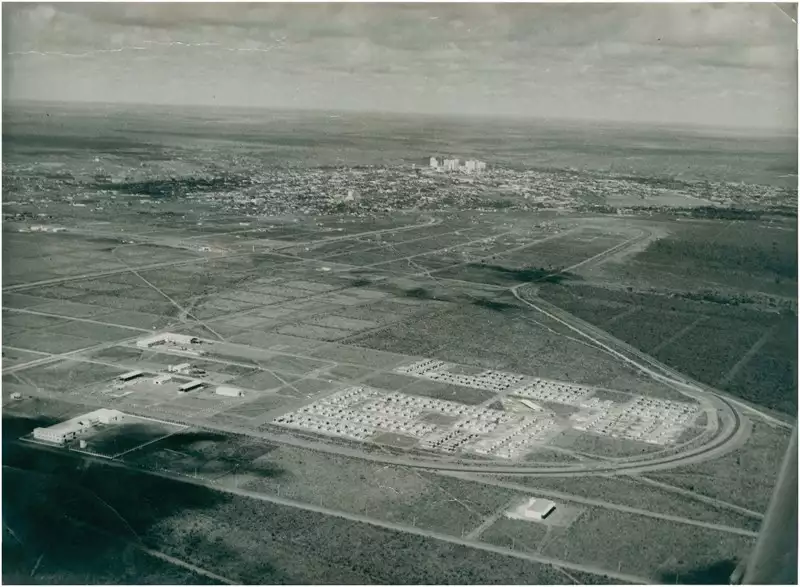 Foto 36: Conjunto Industrial : [vista aérea da cidade] : Uberlândia, MG