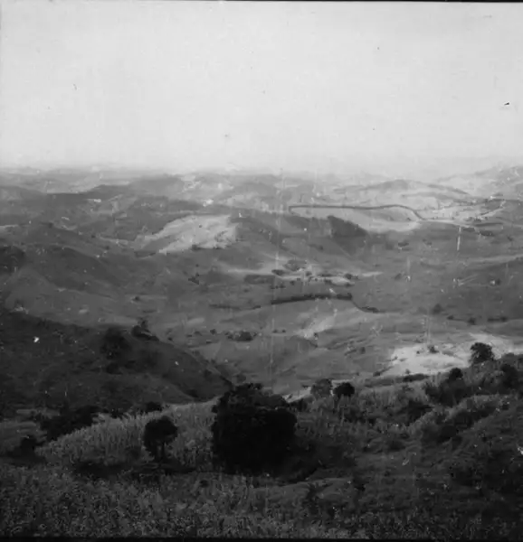 Foto 6: Panoramica no caminho para Viçosa (MG)