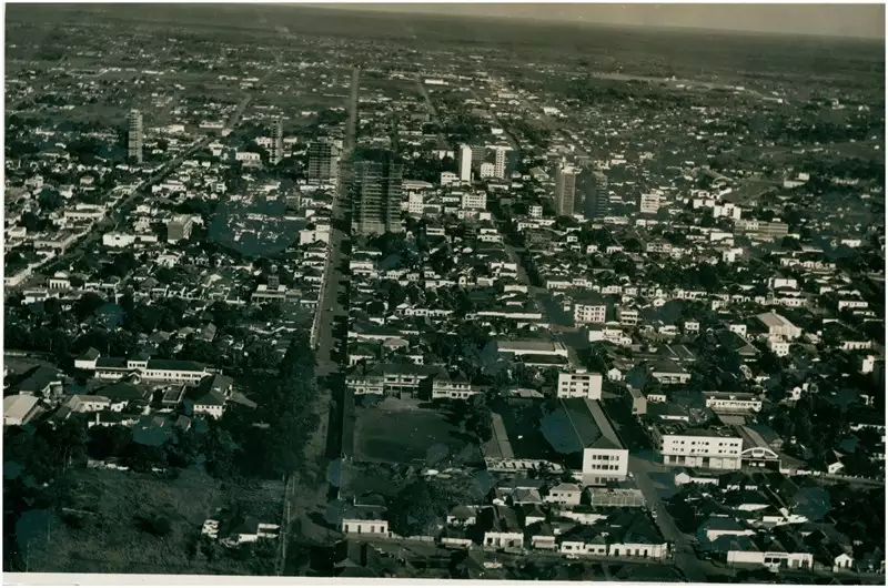 Foto 27: [Vista aérea da cidade] : Campo Grande, MS