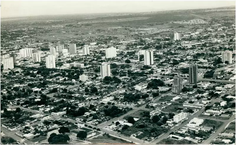 Foto 34: Vista [aérea] da cidade : Campo Grande, MS