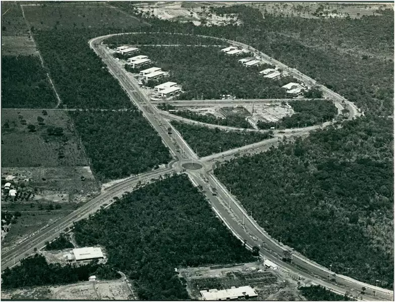 Foto 41: Vista aérea do Parque dos Poderes : [Bloco das] Secretarias : Campo Grande, MS