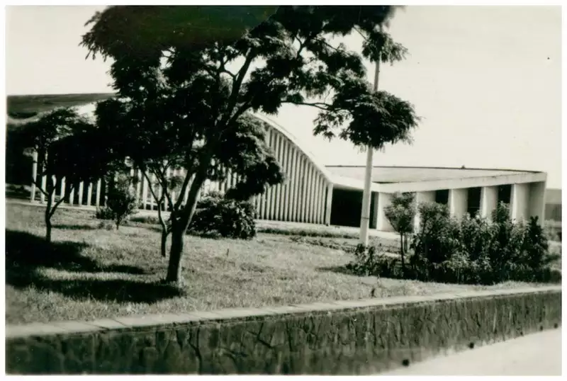 Foto 76: [Colégio Estadual Campograndense] : Faculdade de Odontologia e Farmácia : Campo Grande, MS