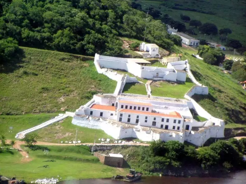 Foto 87: [Vista aérea do] Forte Coimbra : Corumbá (MS)