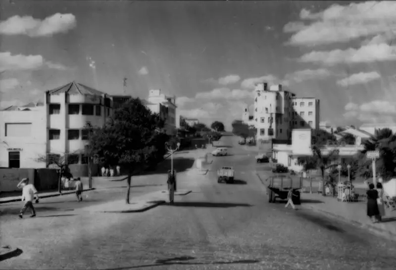 Foto 18: Avenida Marechal Floriano : Município de Campina Grande