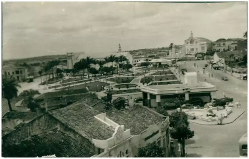 Foto 35: Vista panorâmica da cidade : [Praça Clementino Procópio] : Campina Grande, PB