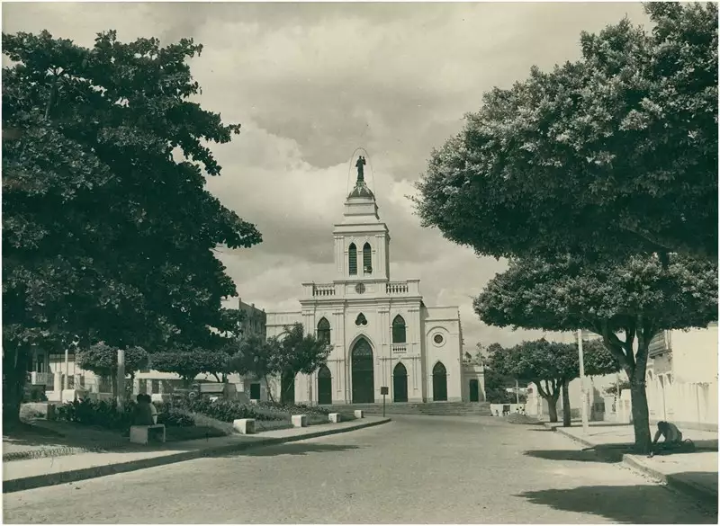 Foto 5: Catedral de Santo Antônio : Garanhuns, PE