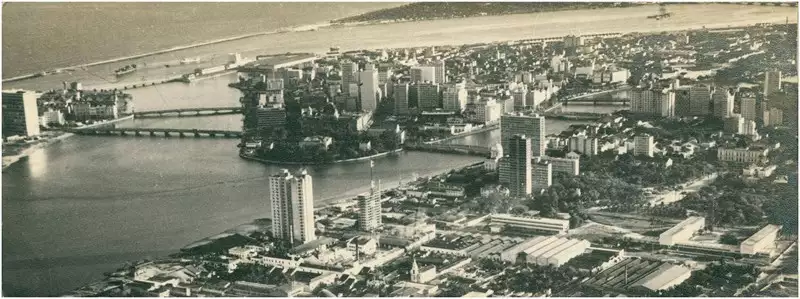 Foto 11: Vista [aérea da cidade] : Recife, PE