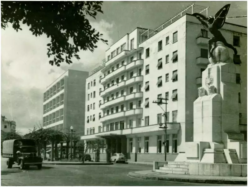Foto 94: Monumento aos Aviadores : Grande Hotel : Recife, PE