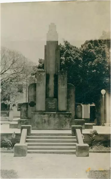 Foto 10: Monumento dos Heróis da Independência : Parnaíba, PI