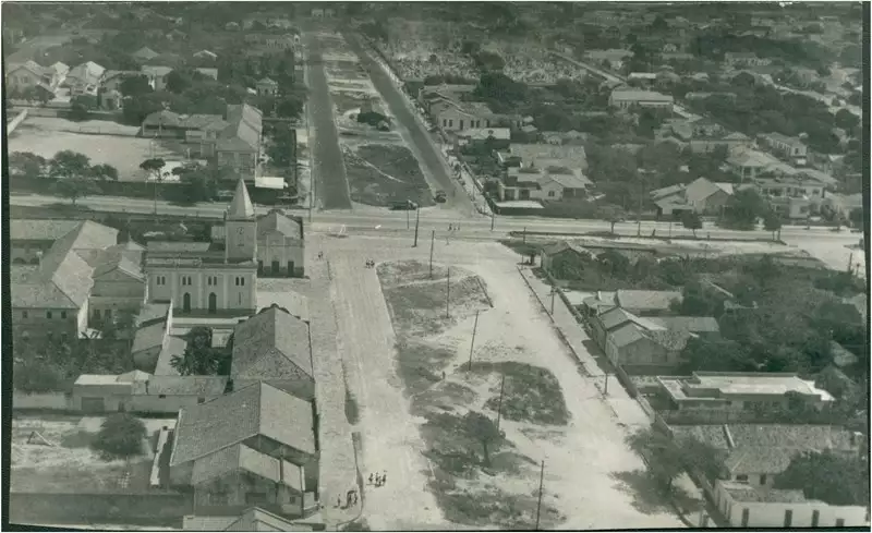 Foto 58: [Vista aérea da cidade : Avenida São Sebastião : Avenida Chagas Rodrigues] : Avenida Capitão Claro : Parnaíba, PI