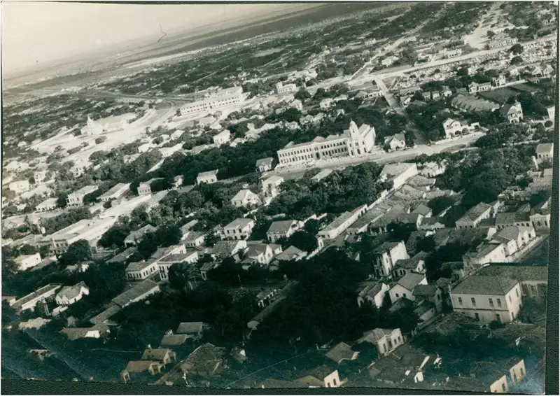 Foto 65: [Vista aérea da cidade] : Parnaíba, PI