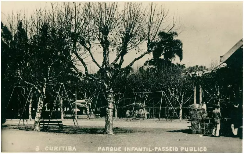 Foto 5: Parque Infantil do Passeio Público : Curitiba, PR