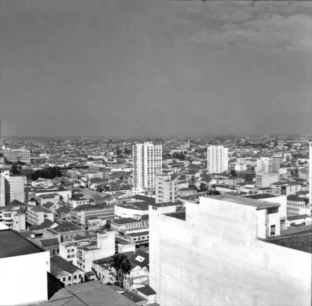 Foto 207: Vista de Curutiba : excursão à Região Sul : edifícios (PR)