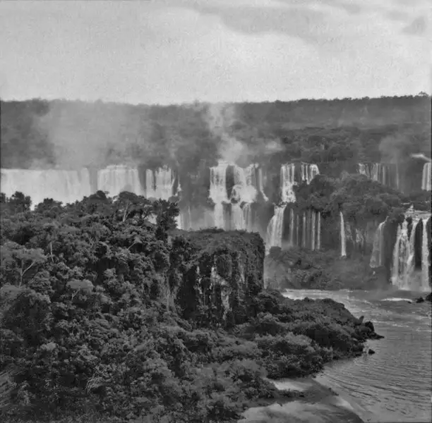 Foto 22: Cataratas do Iguaçu : detalhes : município de Foz do Iguaçu