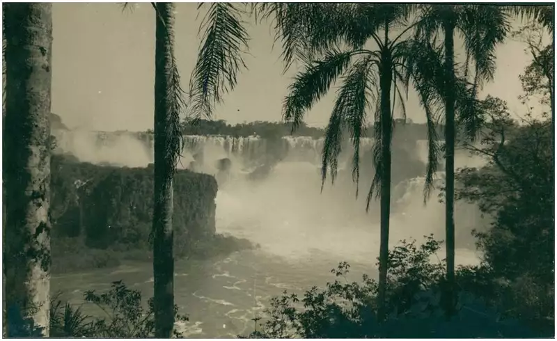 Foto 52: Cataratas do Iguaçu : Foz do Iguaçu, PR