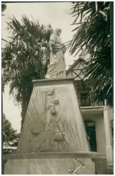 Foto 28: Monumento de Jesus : São José dos Pinhais, PR