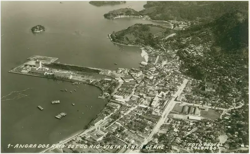 Foto 102: Vista aérea da cidade : Angra dos Reis, RJ