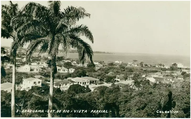 Foto 17: Vista [panorâmica da cidade : Lagoa de Araruama] : Araruama, RJ