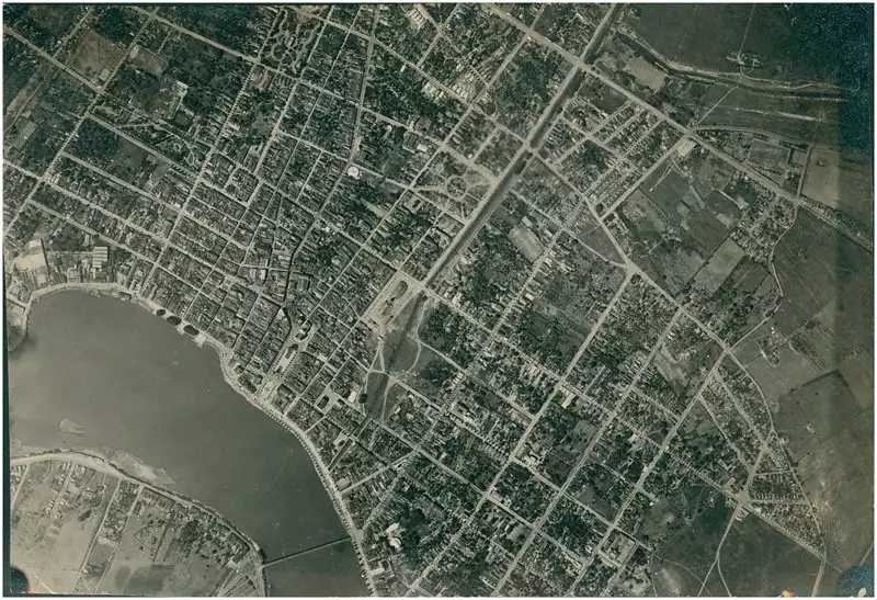 Foto 56: Vista aérea da cidade : [Rio Paraíba do Sul] : Campos dos Goytacazes, RJ