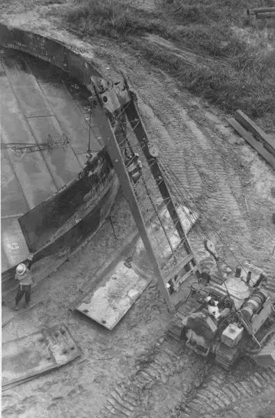 Foto 15: Depósito de Campos Elíseos : construção de um tanque : Gramacho (RJ)