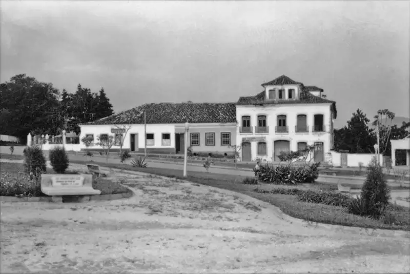 Foto 67: Casarão antigo : Município de Itaboraí (RJ)