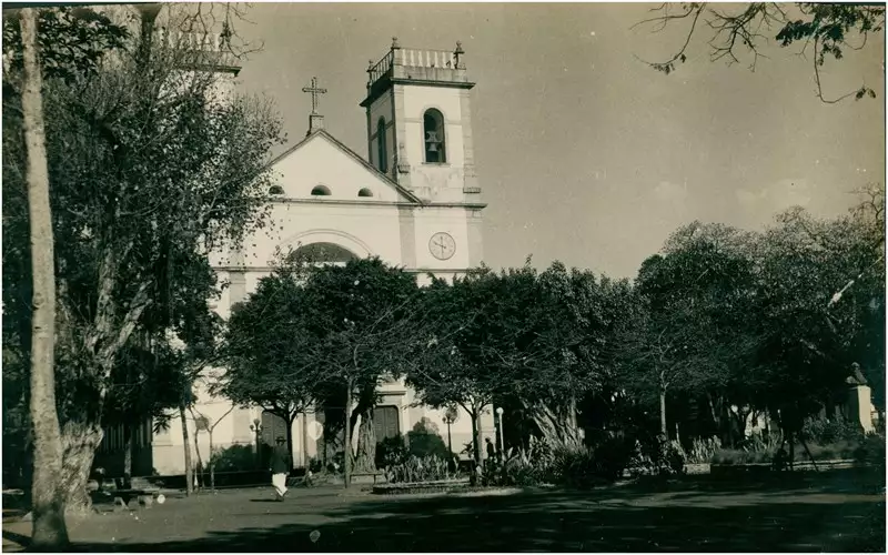 Foto 85: [Catedral São João Batista : Jardim de São João] : Niterói, RJ