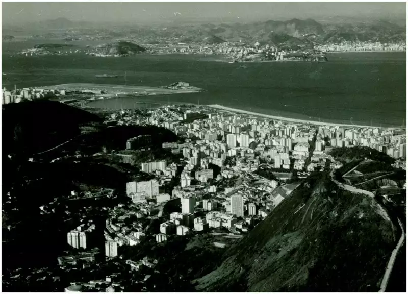 Foto 116: [Vista panorâmica da cidade] : Rio de Janeiro (RJ)