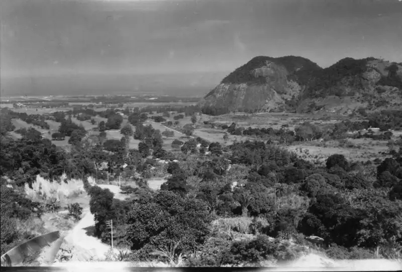 Foto 212: Vista do vale da Cachoeirinha (RJ)