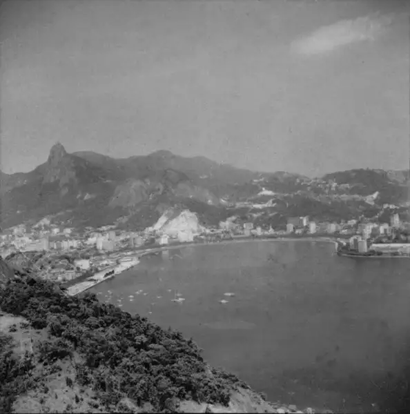 Foto 324: Vista de Botafogo, tirada do Pão de Acúcar (RJ)