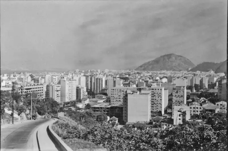 Foto 328: Vista parcial de Copacabana (RJ)