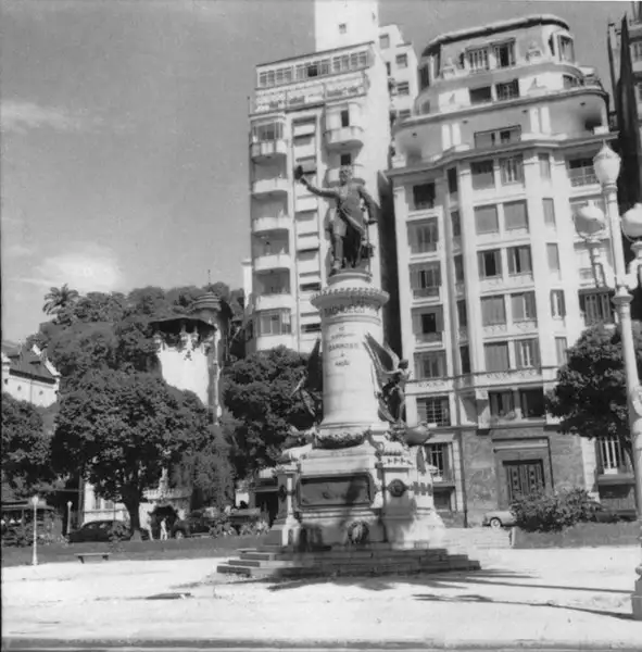 Foto 426: Monumento ao Almirante Barroso (RJ)