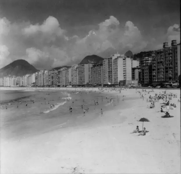 Foto 705: Praia de Copacabana (RJ)