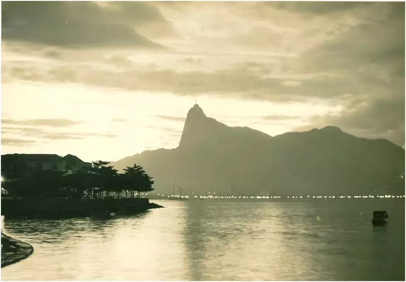 Foto 1097: [Baía de Guanabara : vista panorâmica da cidade] : Rio de Janeiro (RJ)