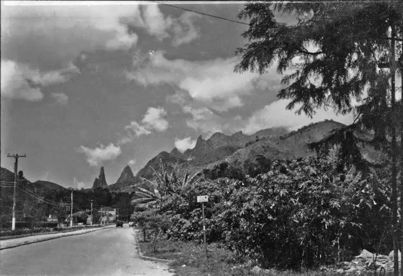 Foto 56: Vista do Pico Dedo de Deus : Teresópolis (RJ)