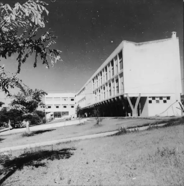 Foto 7: Escola Pres. Roosevelt : Volta Redonda (RJ)