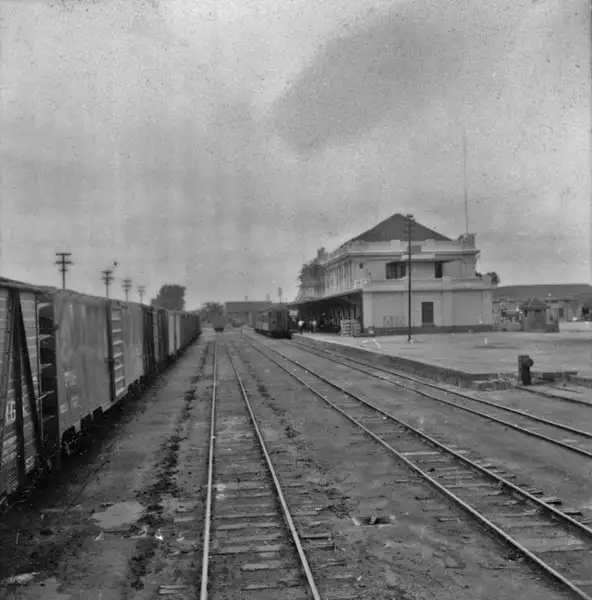 Foto 14: Estação da estrada de ferro : Bagé (RS)