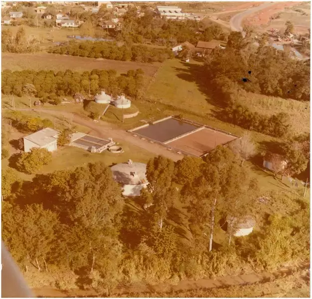 Foto 57: Estação de Tratamento de Esgoto : [vista aérea da cidade] : Santa Maria, RS