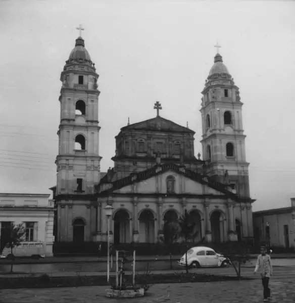 Foto 10: Catedral de Santo Ângelo : município de Santo Ângelo