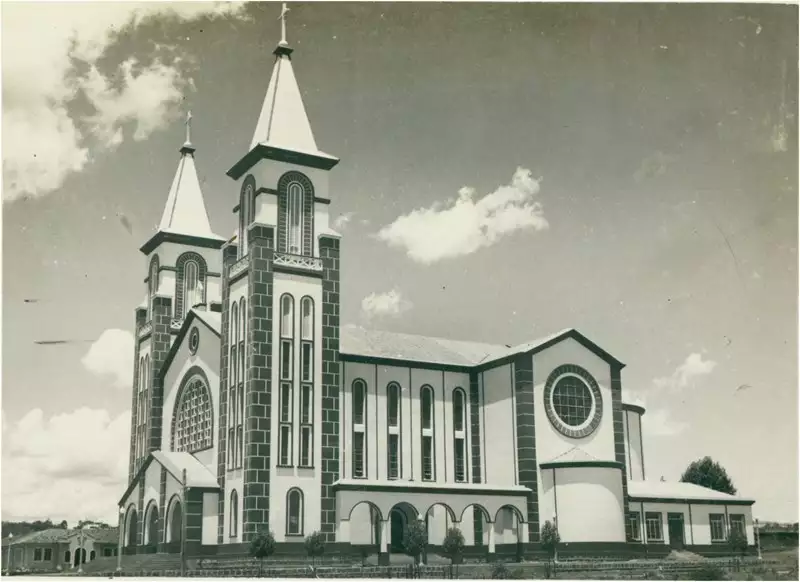 Foto 108: Catedral Santo Antônio : Chapecó, SC